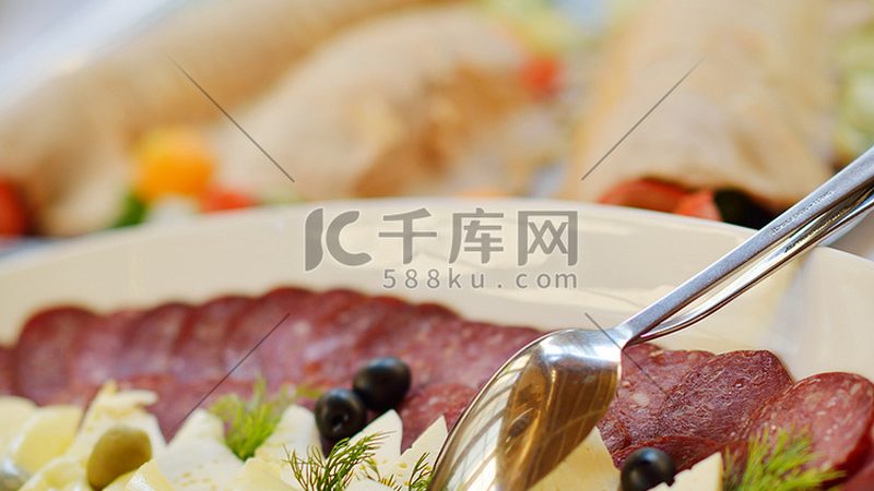餐饮加盟十大品牌排行榜：揭秘加盟流程与注意事项